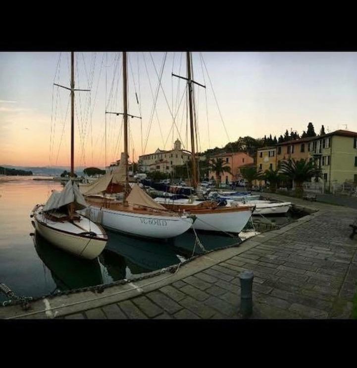 Onde House Casa Vacanze Le Grazie Porto Venere Luaran gambar
