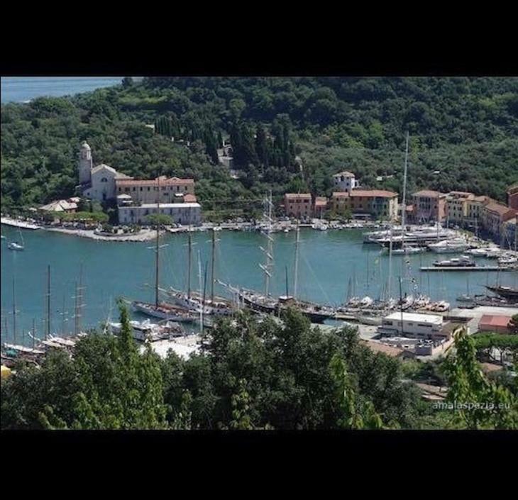 Onde House Casa Vacanze Le Grazie Porto Venere Luaran gambar